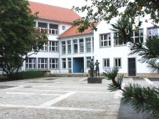 Marie-Curie-Gymnasium Dresden Altbau